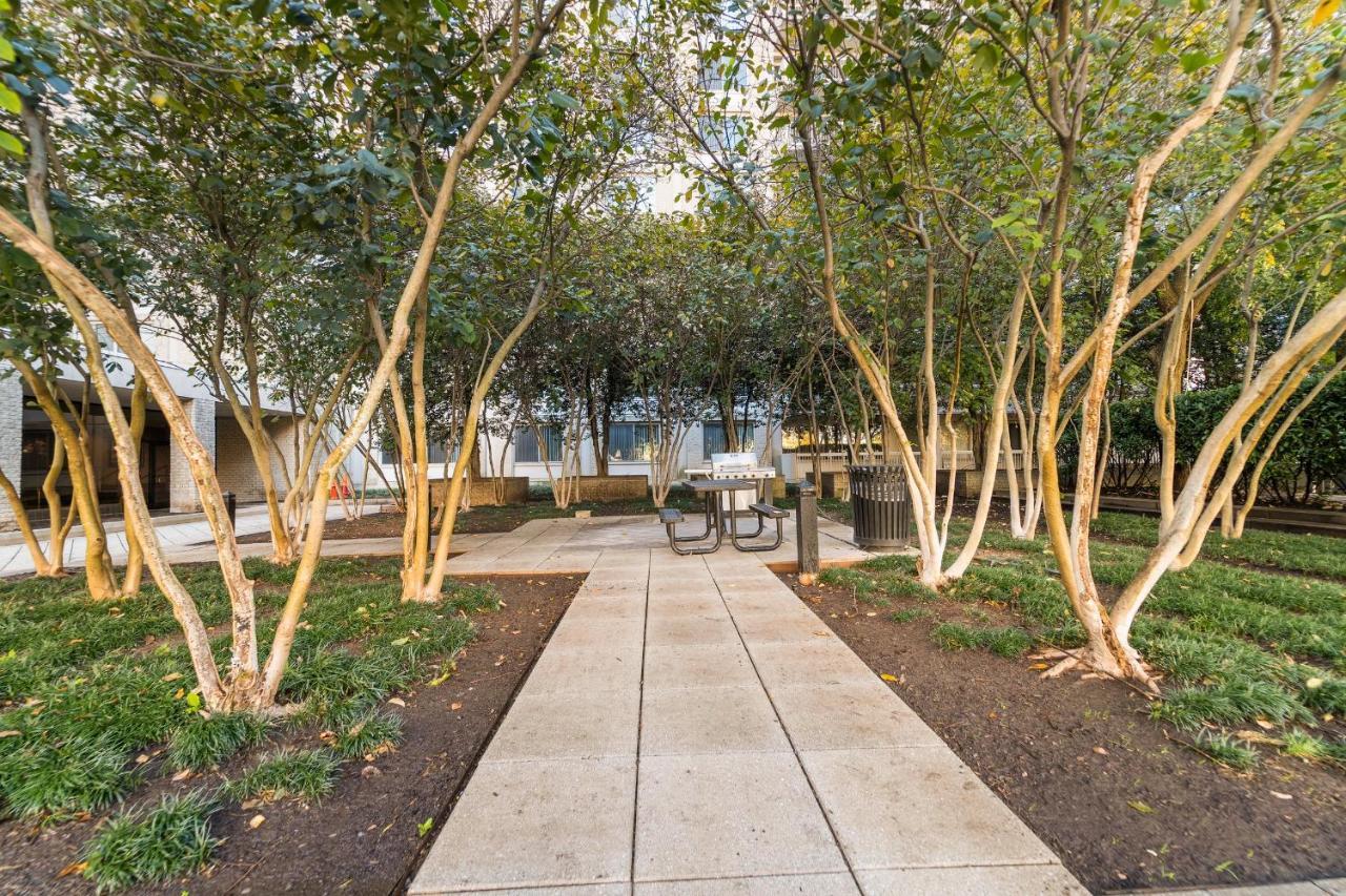 Urbandelight Crystal City Mins To Dc Free Parking アーリントン エクステリア 写真